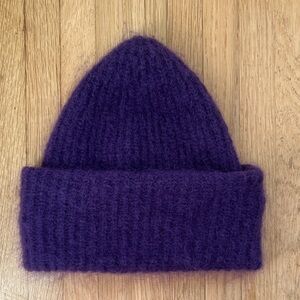 American Vintage fuzzy beanie